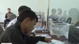 Cần thời gian chuyển tiếp trước khi bỏ sổ hộ khẩu