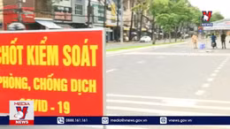 Tạm giữ người đàn ông đi mua ma túy trong thời gian giãn cách