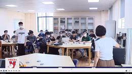 Rộng mở ‘cánh cửa’ cho các học sinh trượt lớp 10 công lập