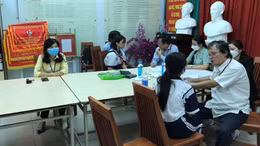 Nhiều học sinh ở TP Hồ Chí Minh sốt cao bất thường do nhiễm siêu vi