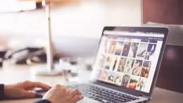 Hàng triệu người Đức chưa từng sử dụng Internet