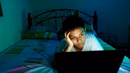 Nguy cơ từ xu hướng tự chẩn đoán bệnh tâm thần qua Internet