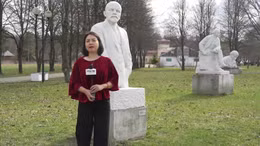 Thăm phòng làm việc của nhà lãnh đạo Nga V.I.Lenin tại Điện Kremlin