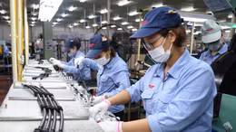 Vốn đầu tư nước ngoài vào Việt Nam tăng mạnh, đạt 25,76 tỷ USD