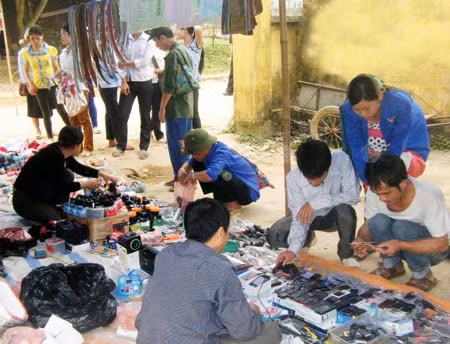 Văn hóa xuống chợ của đồng bào vùng cao ảnh 3