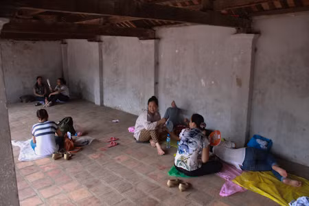 Hà Nội: Thí sinh nương nhờ cửa chùa giờ nghỉ trưa ảnh 8