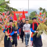 Gìn giữ nét đẹp văn hóa Lễ Cơm mới đền Đông Cuông