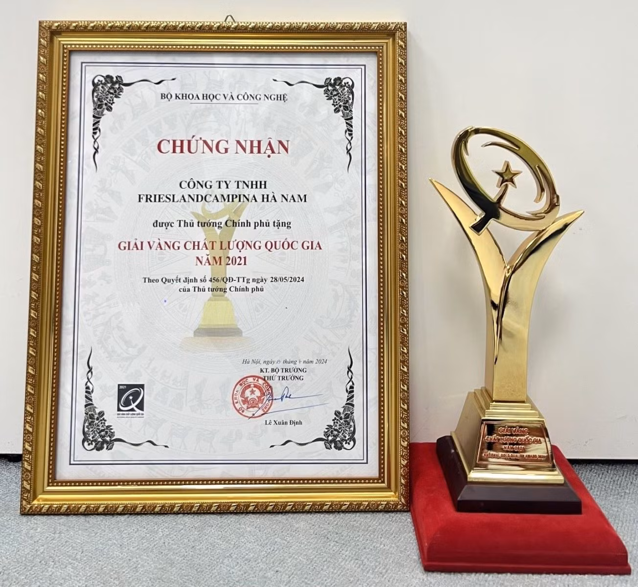 Chú thích ảnh