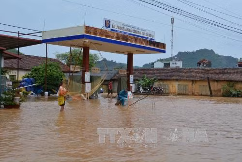 Sơn La sớm ổn định cuộc sống cho người dân sau mưa lũ ảnh 3