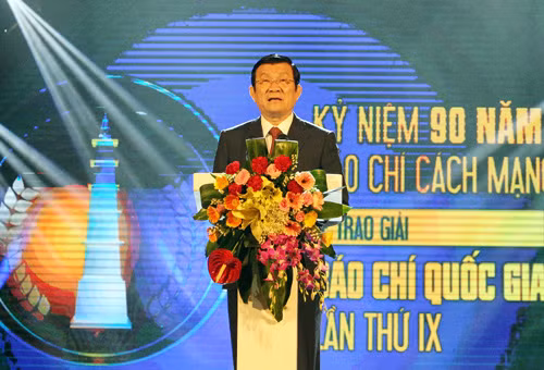 Người làm báo thực sự là chiến sỹ ảnh 1