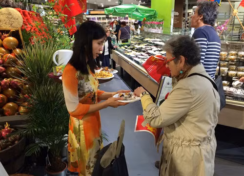 Siêu thị tham gia xuất khẩu hàng Việt ảnh 1