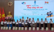 Trao học bổng, khích lệ tinh thần vượt khó của học sinh nghèo