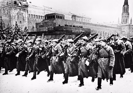 Nga tái hiện cuộc diễu binh lịch sử năm 1941 trên Quảng trường Đỏ ảnh 2