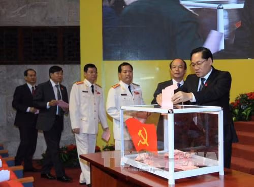 Hà Nội công bố Ban Thường vụ Thành ủy khóa mới ảnh 1