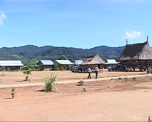 Ổn định cuộc sống đồng bào vùng biên giới ảnh 1