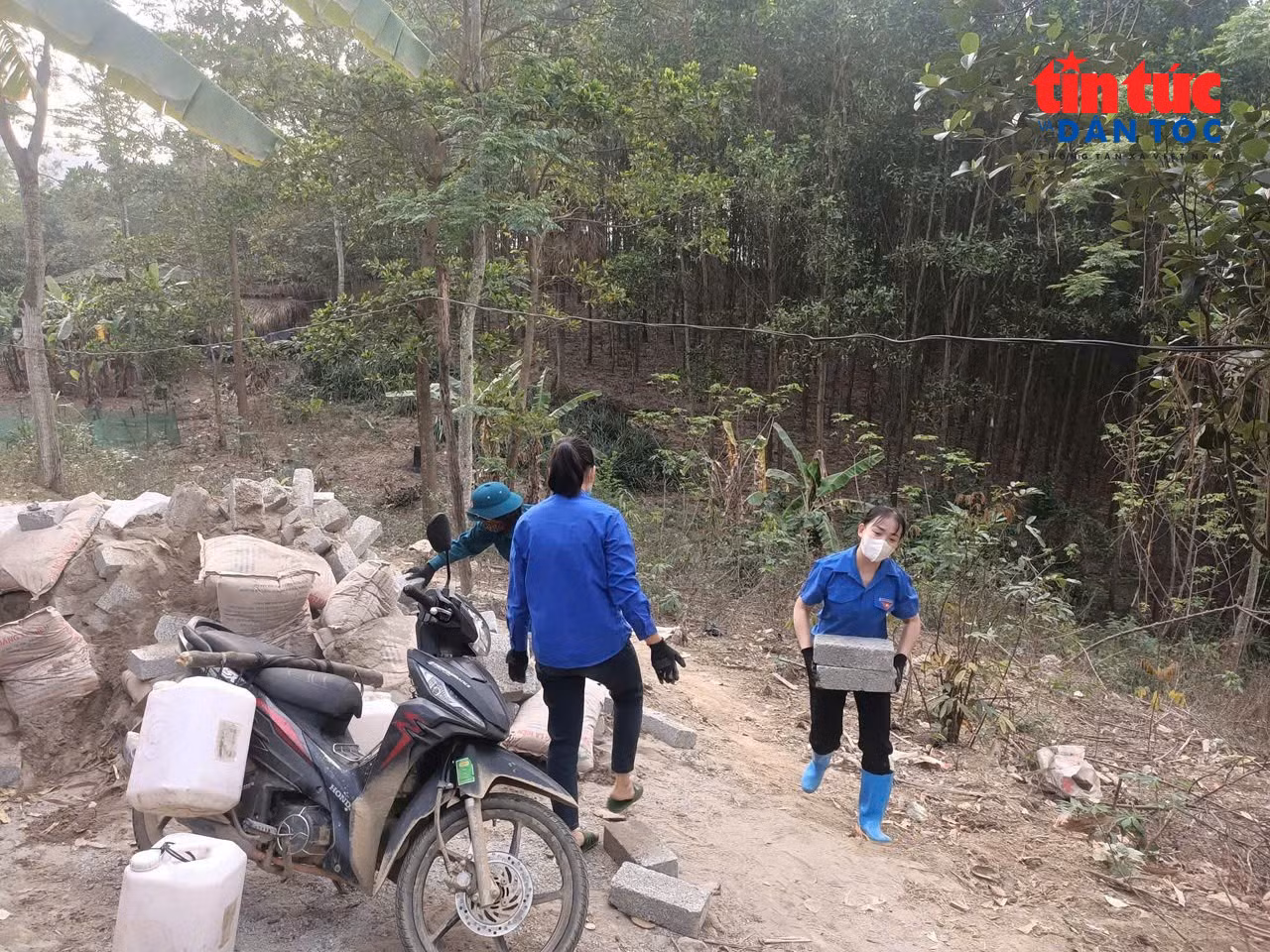 baotintuc_tr_tichcuhddoan.jpg