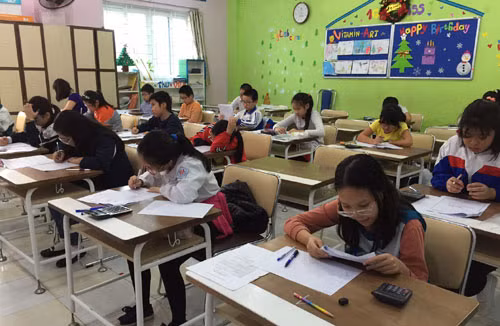 Thí sinh thi toán và khoa học theo chuẩn quốc tế Edexcel ảnh 1