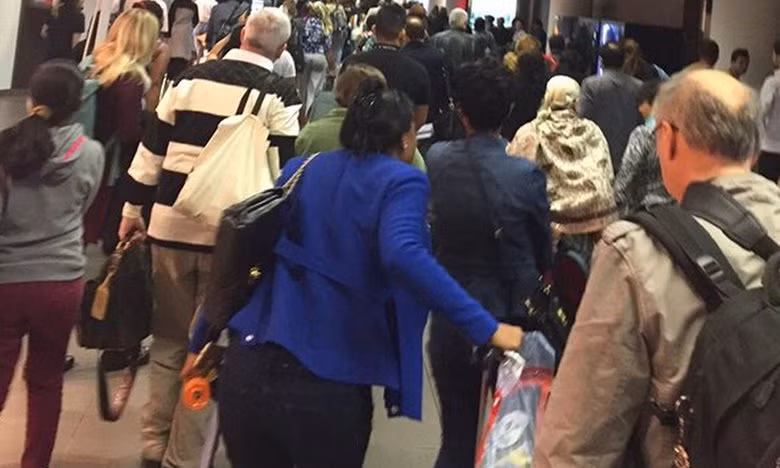 Nổ lớn liên tiếp rung chuyển Brussels, hơn 150 người thương vong ảnh 6