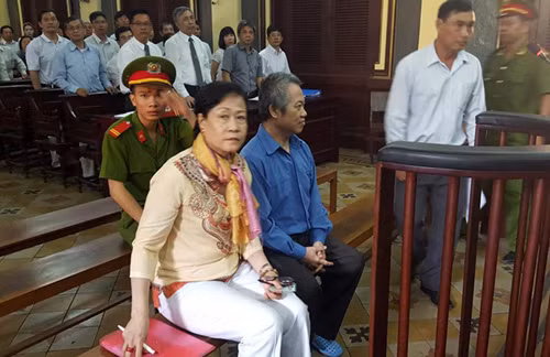 Nguyên Giám đốc Bệnh viện Bưu điện TP Hồ Chí Minh lãnh án tù ảnh 1