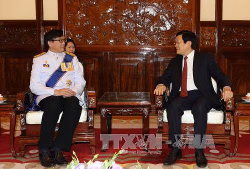 Chủ tịch nước Trương Tấn Sang tiếp các đại sứ trình quốc thư ảnh 1