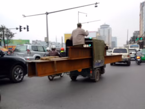 Xử nghiêm xe ba bánh lộng hành ở Thủ đô ảnh 1