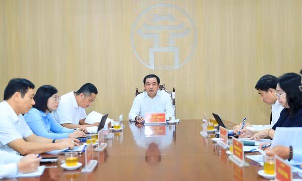 Bí thư Hà Nội tiếp công dân, chỉ đạo giải quyết 5 vụ việc