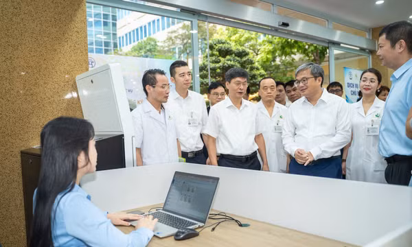Thu nhập tăng thêm có thực sự tạo động lực để cán bộ, công chức cống hiến?
