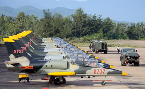 Huấn luyện 'người lính bay' trên phi cơ L-39 ảnh 4