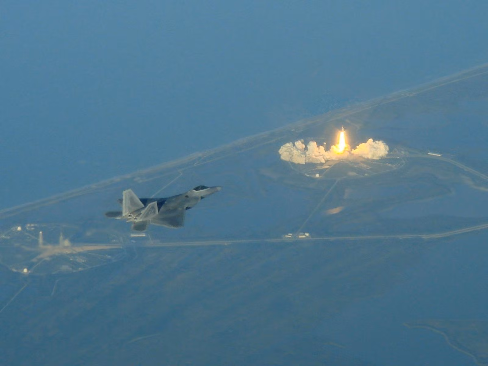 F-22 Raptor có thể lần đầu thực chiến tại Syria ảnh 1