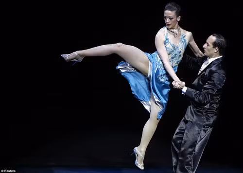 Những khoảnh khắc 'xuất thần' với vũ điệu Tango ảnh 11