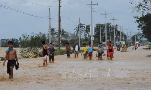 Lật thuyền tại Philippines, 7 người thiệt mạng ảnh 1