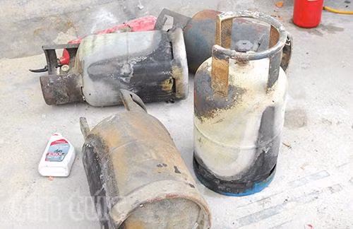 Hỏa hoạn tại quán hủ tiếu có thể do rò khí gas ảnh 4