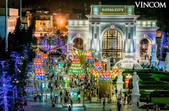 Ấm lòng thấy trẻ say mê cổ tích ảnh 1