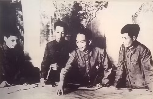 Đại tướng Nguyễn Chí Thanh - Nhà cách mạng lỗi lạc ảnh 1