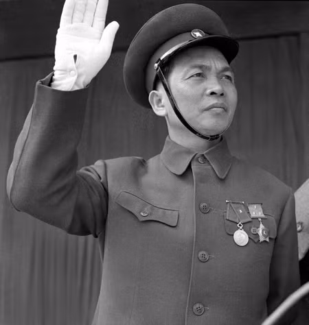 Đúc trống đồng, súng thần công, kiếm lệnh dâng lên anh linh Đại tướng Võ Nguyên Giáp ảnh 1