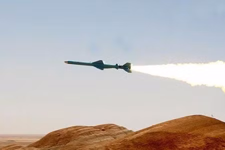 Iran thử thành công tên lửa tầm bắn 200 km ảnh 1