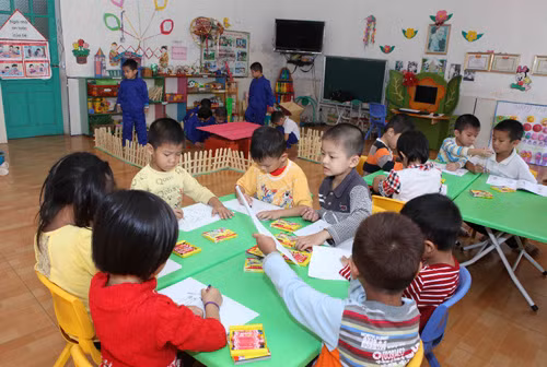 Từ vụ bảo mẫu bạo hành trẻ em: "Cần xây dựng mạng lưới bảo vệ trẻ em" ảnh 2