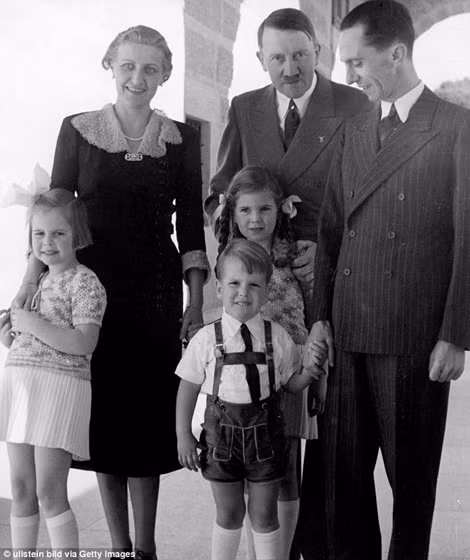 24 giờ cuối cùng của Hitler - Kỳ 5 ảnh 1