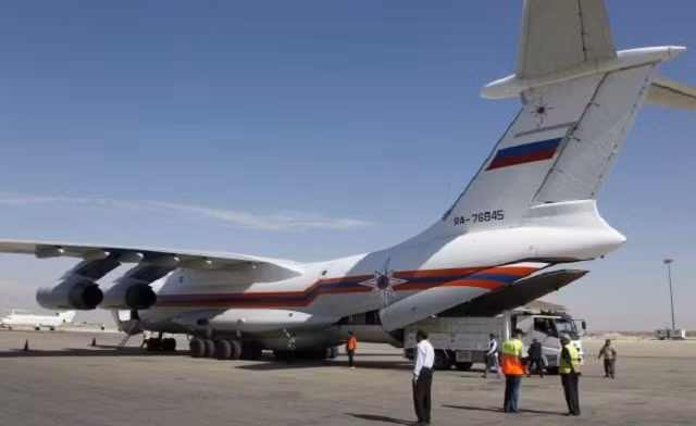 Nga điều hai máy bay tới Syria ảnh 1