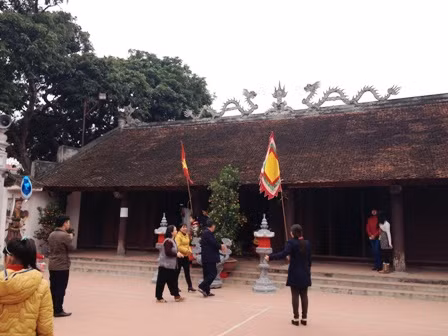 Đầu năm yên bình đi lễ cầu may ảnh 3
