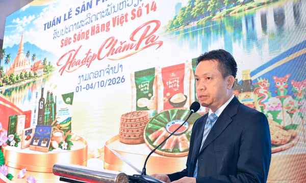 Thứ trưởng Bộ Công Thương Nguyễn Việt Sơn phát biểu tại lễ khai mạc.