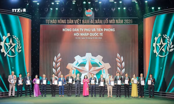 Tôn vinh và trao danh hiệu cho 96 Nông dân Việt Nam xuất sắc