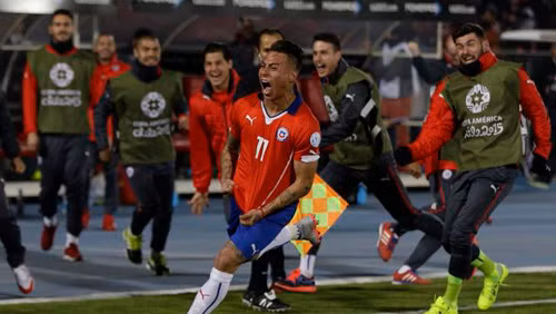 Chile vào chung kết Copa America ảnh 1