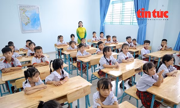 Đưa vào sử dụng trường học đầu tiên tại khu vực di dời Nghĩa trang Bình Hưng Hòa (TP Hồ Chí Minh).