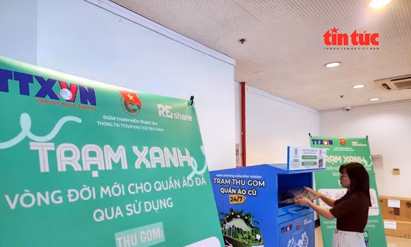 Chung tay giảm rác thải thời trang từ mô hình “Trạm xanh nơi công sở”.
