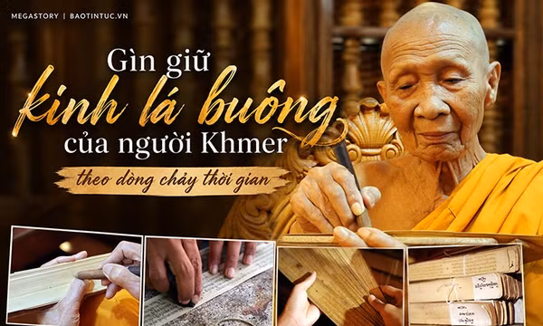 Giữ nghề viết kinh lá buông của người Khmer An Giang.