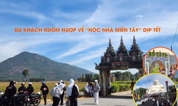 Du khách nườm nượp về “nóc nhà miền Tây” dịp Tết.