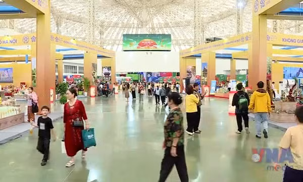 Dấu ấn Hội chợ Mùa Thu lần thứ nhất - 2025
