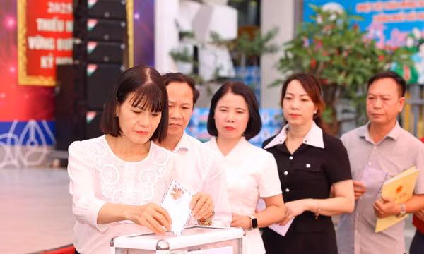Tin nóng trong nước sáng 11/10/2025
