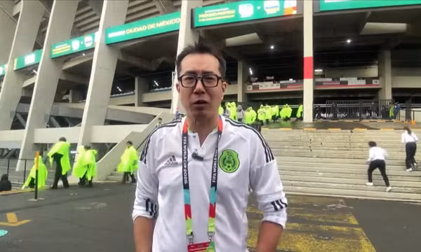 Nhà báo Trương Anh Ngọc từ sân Azteca: Chiến thắng xứng đáng cho Mexico